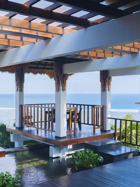 Crystal Blue Ocean Grill restaurant