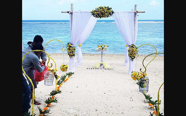 bali beach wedding